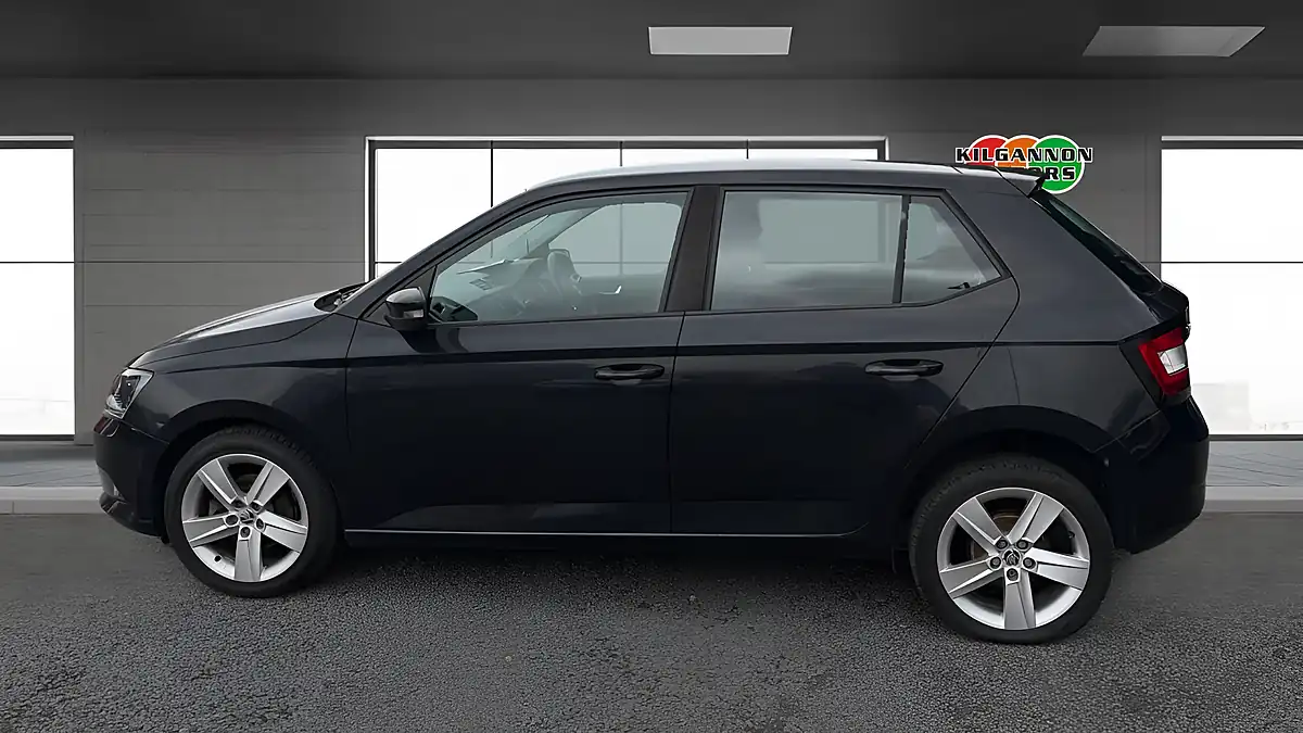 Used 2015 Skoda Fabia Se L Black - Interior and Exterior details 3