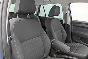 Used 2015 Skoda Fabia Se L Blue - Interior and Exterior details 10
