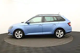Used 2015 Skoda Fabia Se L Blue - Interior and Exterior details 7