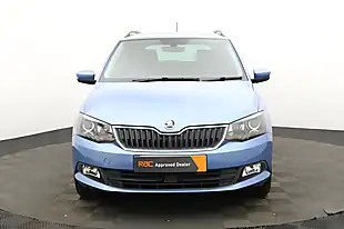 Used 2015 Skoda Fabia Se L Blue - Interior and Exterior details 9