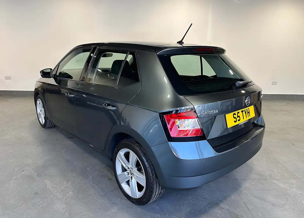 Used 2015 Skoda Fabia Se L Grey - Interior and Exterior details 5
