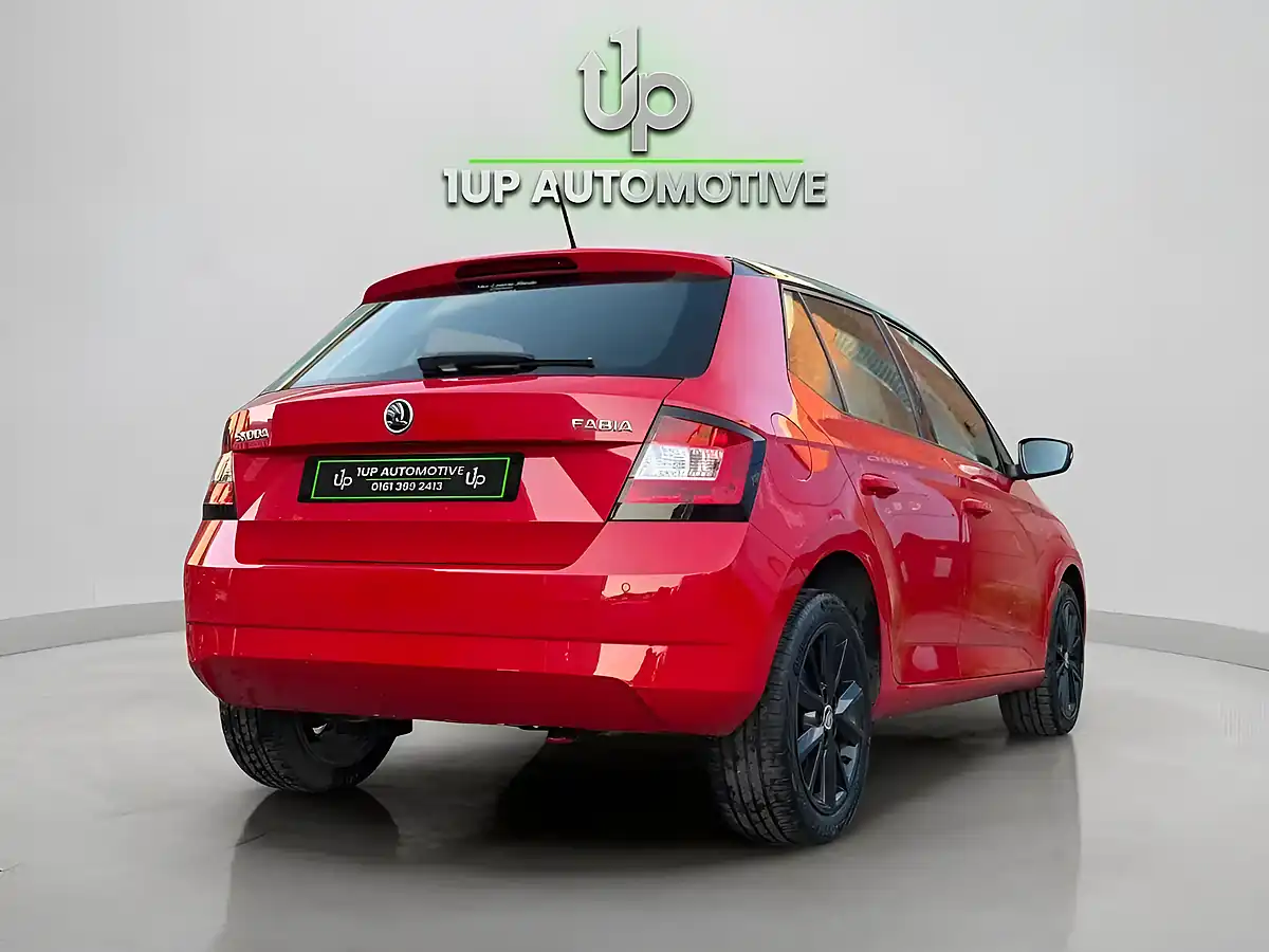 Used 2015 Skoda Fabia Se L Red - Interior and Exterior details 10