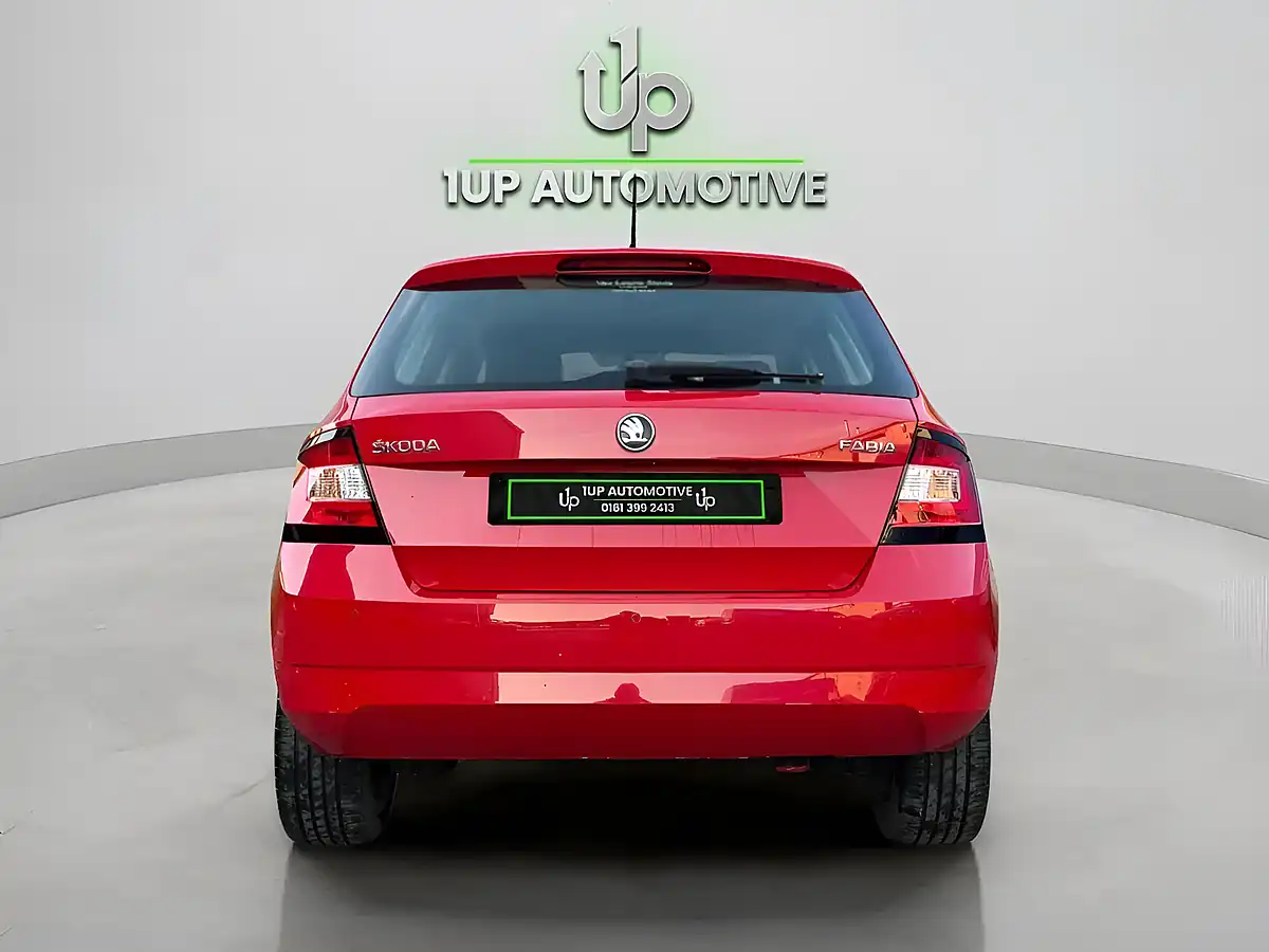 Used 2015 Skoda Fabia Se L Red - Interior and Exterior details 3