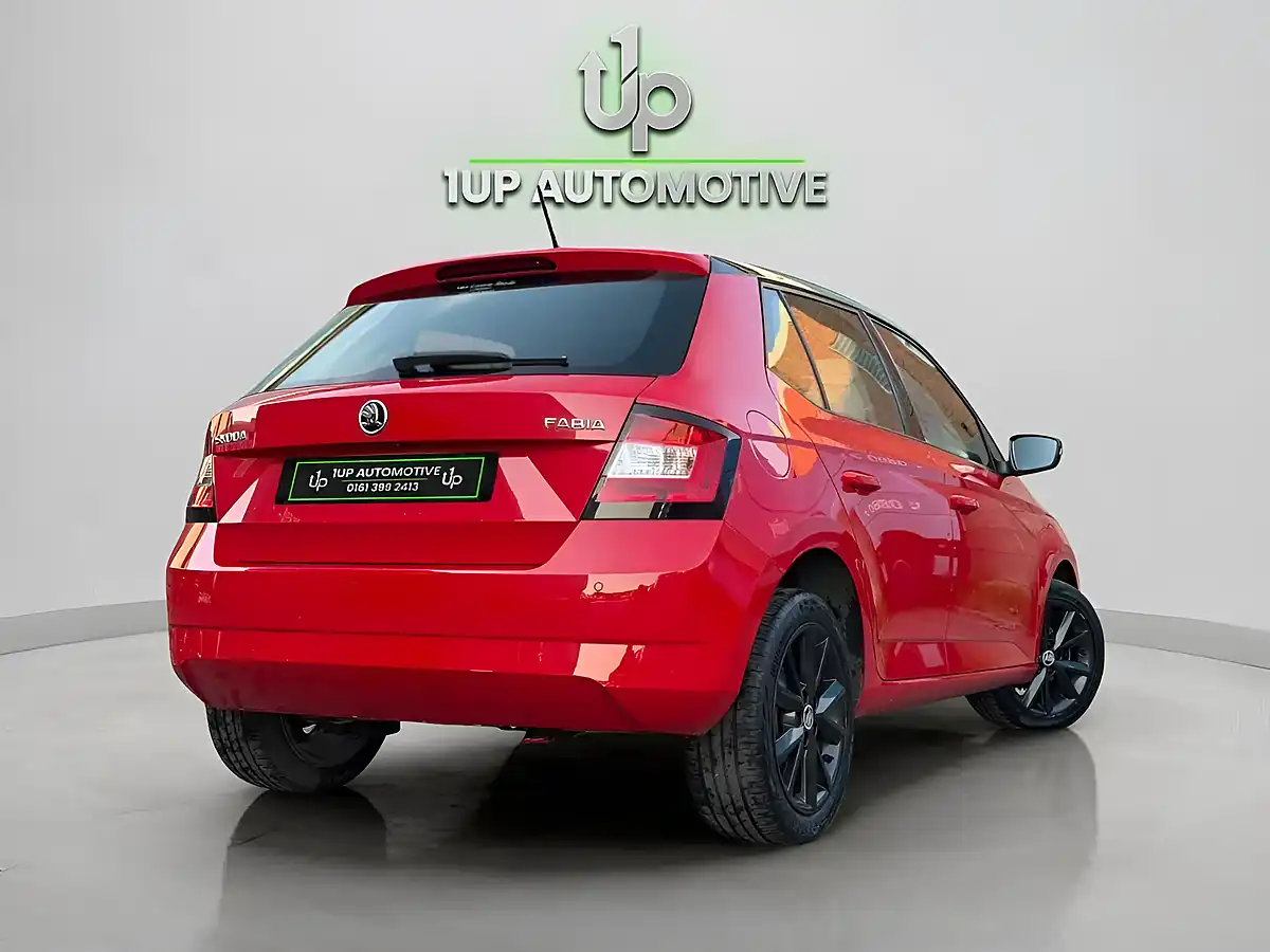 Used 2015 Skoda Fabia Se L Red - Interior and Exterior details 9