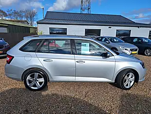 Used 2015 Skoda Fabia Se L Silver - Interior and Exterior details 12