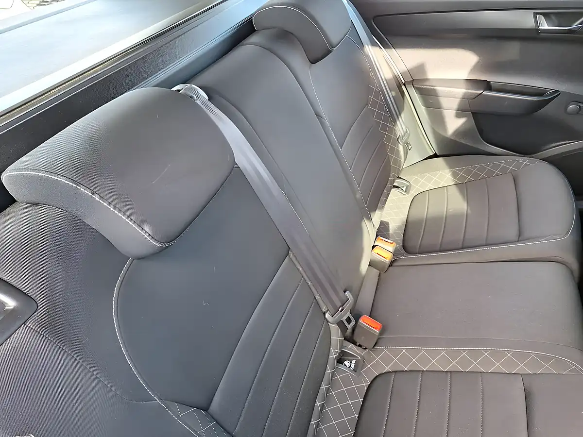 Used 2015 Skoda Fabia Se L Silver - Interior and Exterior details 4