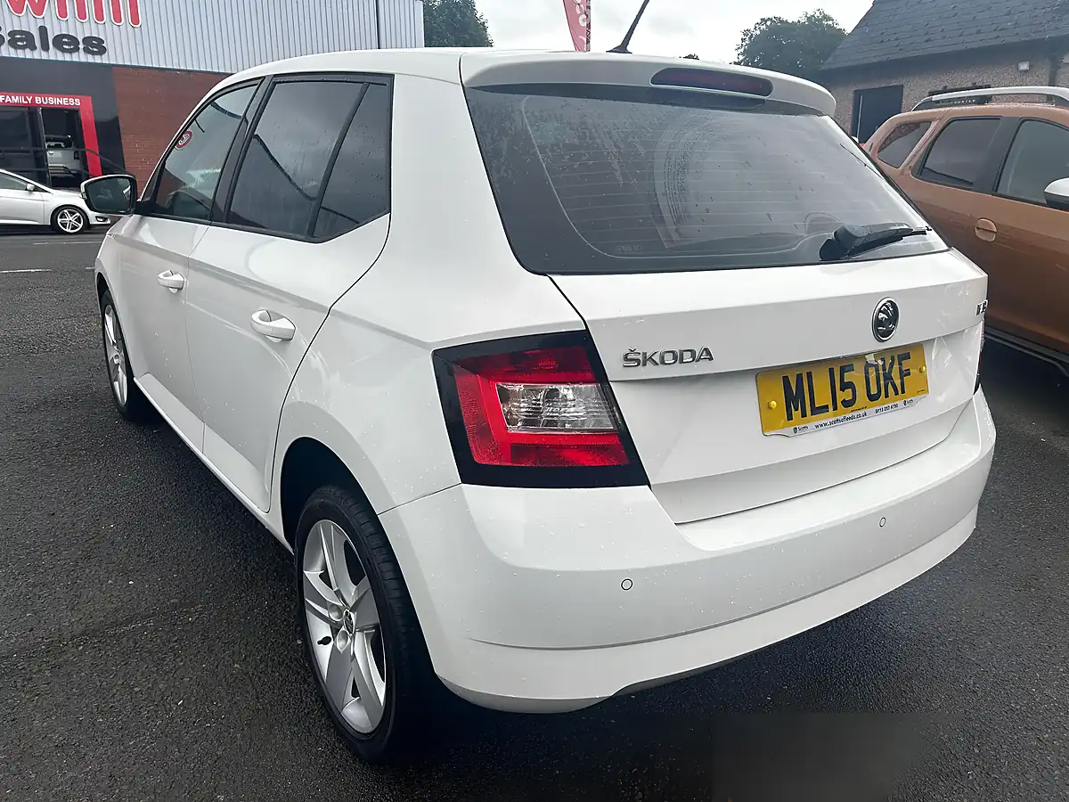 Used 2015 Skoda Fabia Se L White - Interior and Exterior details 10