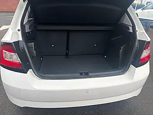Used 2015 Skoda Fabia Se L White - Interior and Exterior details 11