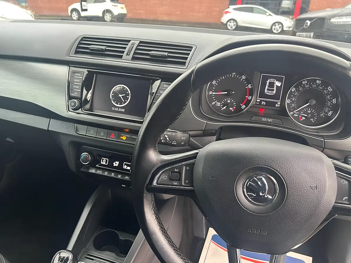 Used 2015 Skoda Fabia Se L White - Interior and Exterior details 12