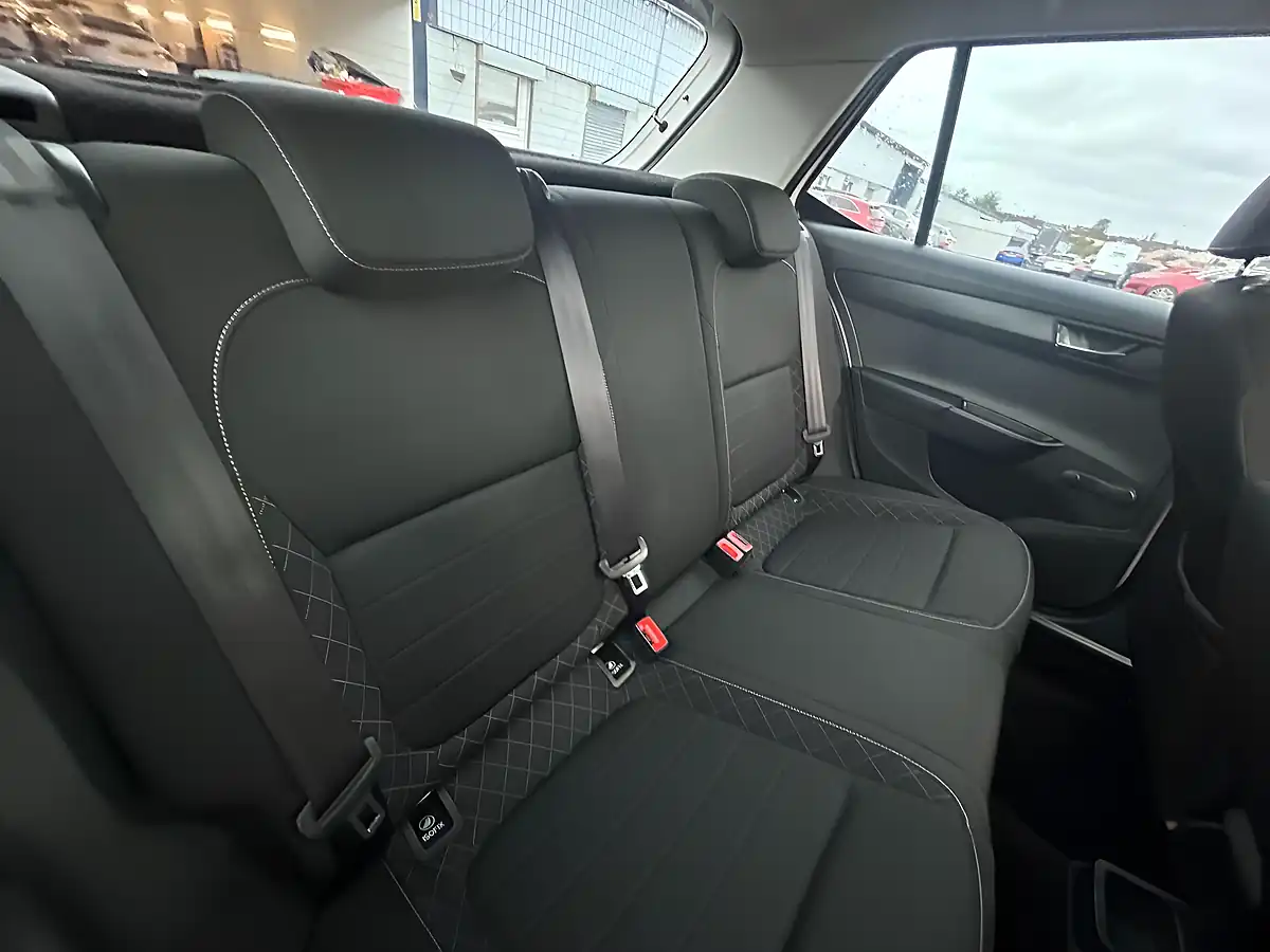 Used 2015 Skoda Fabia Se L White - Interior and Exterior details 17