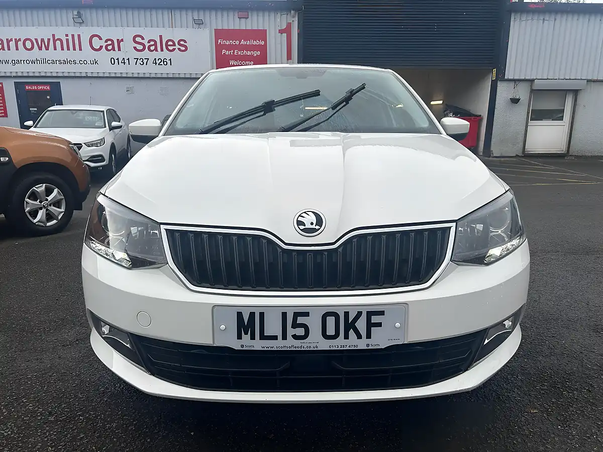 Used 2015 Skoda Fabia Se L White - Interior and Exterior details 4
