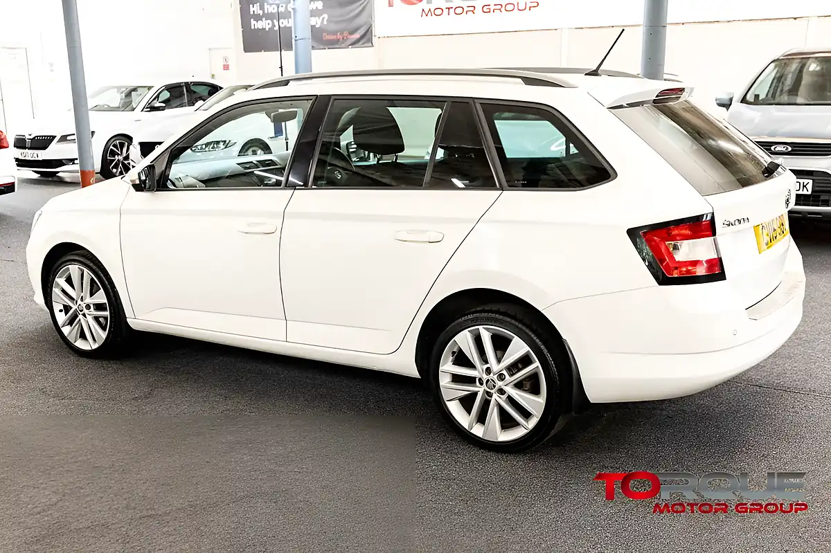 Used 2015 Skoda Fabia Se L White - Interior and Exterior details 11