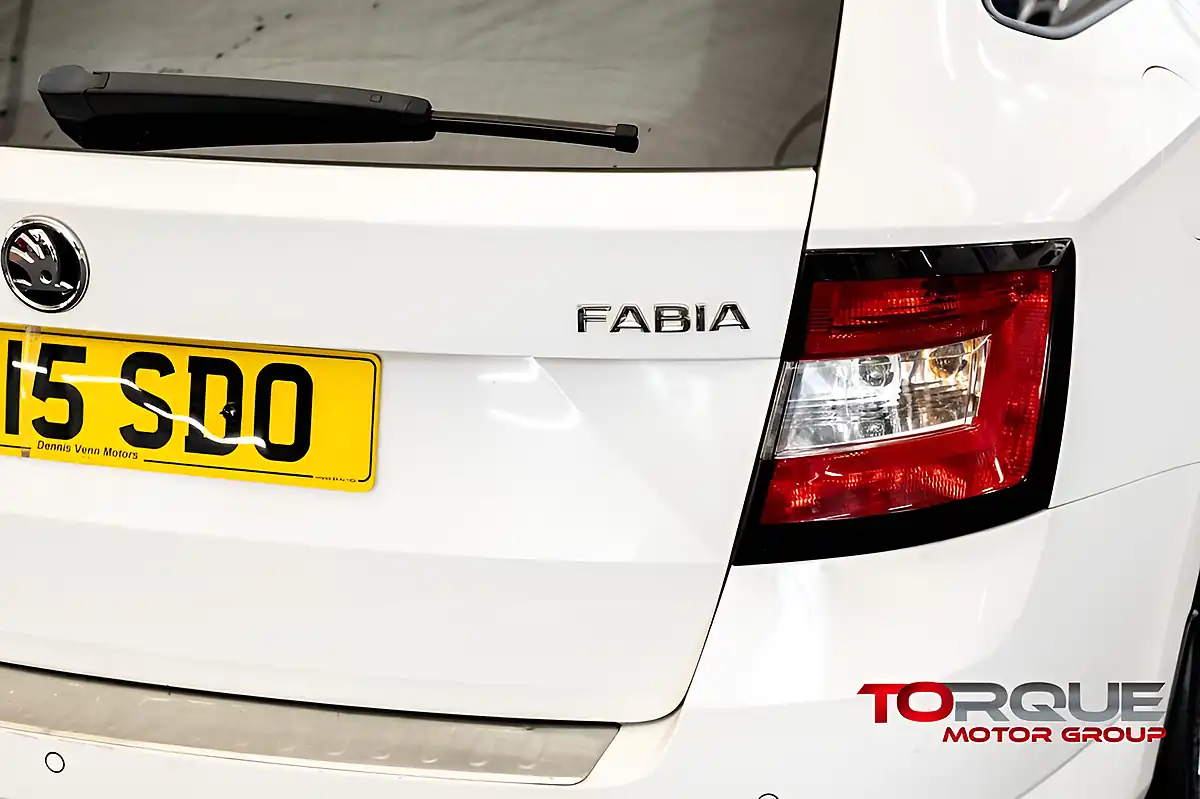 Used 2015 Skoda Fabia Se L White - Interior and Exterior details 9