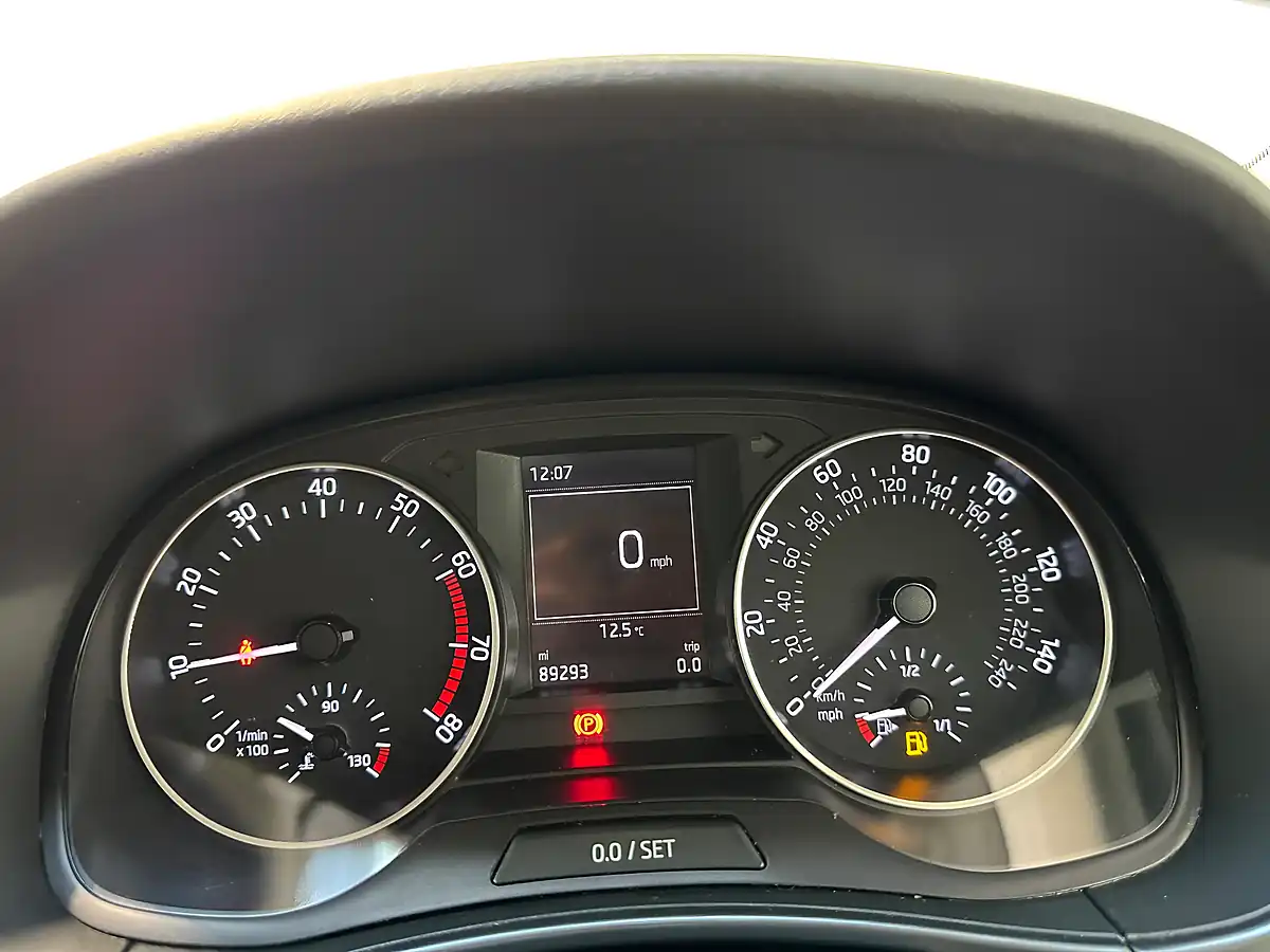 Used 2015 Skoda Fabia Se L White - Interior and Exterior details 10