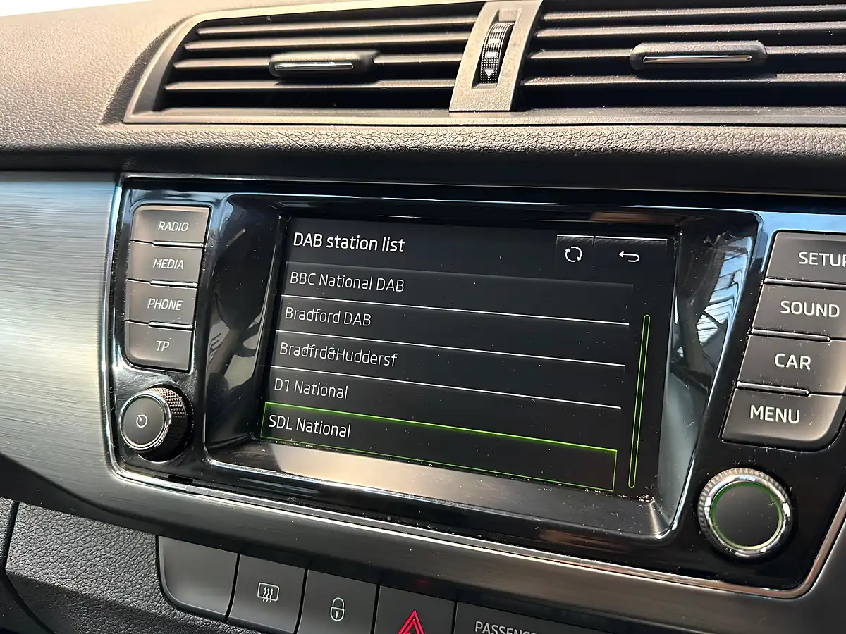 Used 2015 Skoda Fabia Se L White - Interior and Exterior details 11