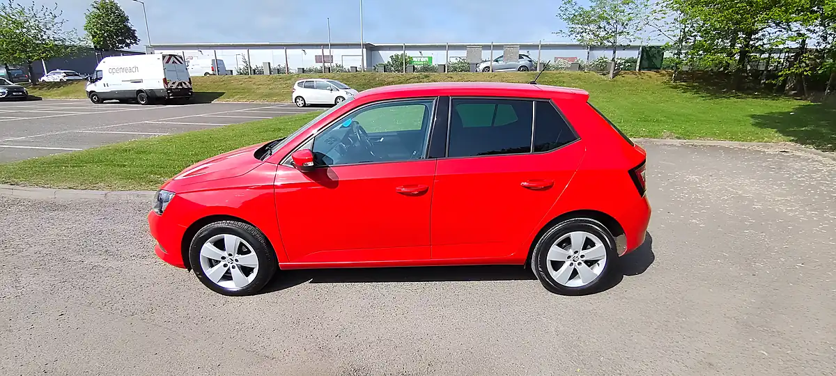 Used 2015 Skoda Fabia Se Red - Interior and Exterior details 2