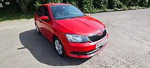 Used 2015 Skoda Fabia Se Red - Interior and Exterior details 7