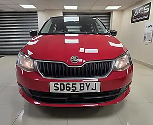 Used 2015 Skoda Fabia Se Red - Interior and Exterior details 12