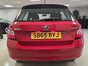 Used 2015 Skoda Fabia Se Red - Interior and Exterior details 14