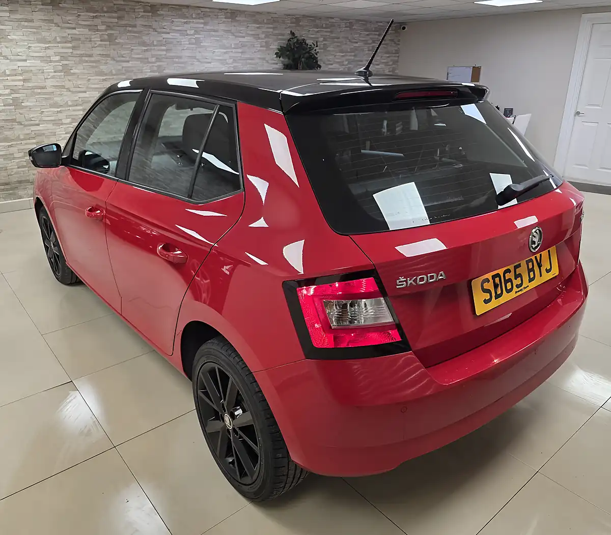 Used 2015 Skoda Fabia Se Red - Interior and Exterior details 2