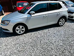Used 2015 Skoda Fabia Se Silver - Interior and Exterior details 16