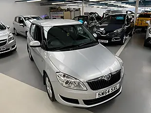Used 2015 Skoda Fabia Se Silver - Interior and Exterior details 20