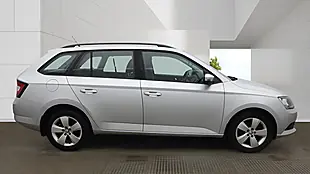 Used 2015 Skoda Fabia Se Silver - Interior and Exterior details 5