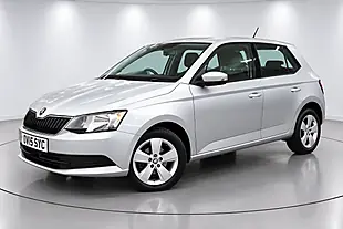 Used 2015 Skoda Fabia Se Silver - Interior and Exterior details 6