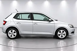 Used 2015 Skoda Fabia Se Silver - Interior and Exterior details 10