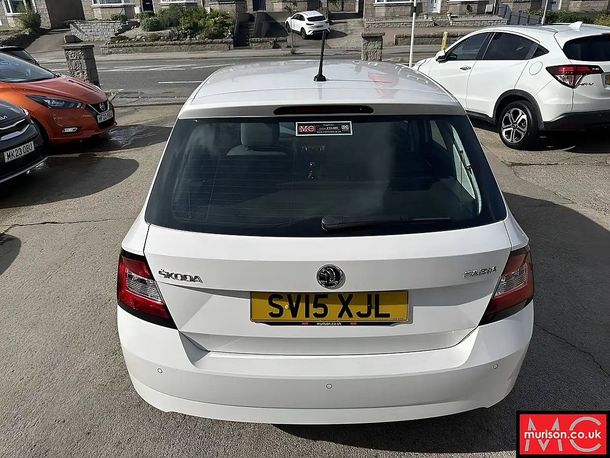 Used 2015 Skoda Fabia Se White - Interior and Exterior details 13