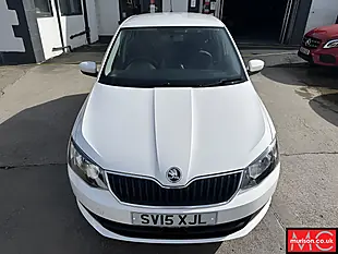 Used 2015 Skoda Fabia Se White - Interior and Exterior details 5