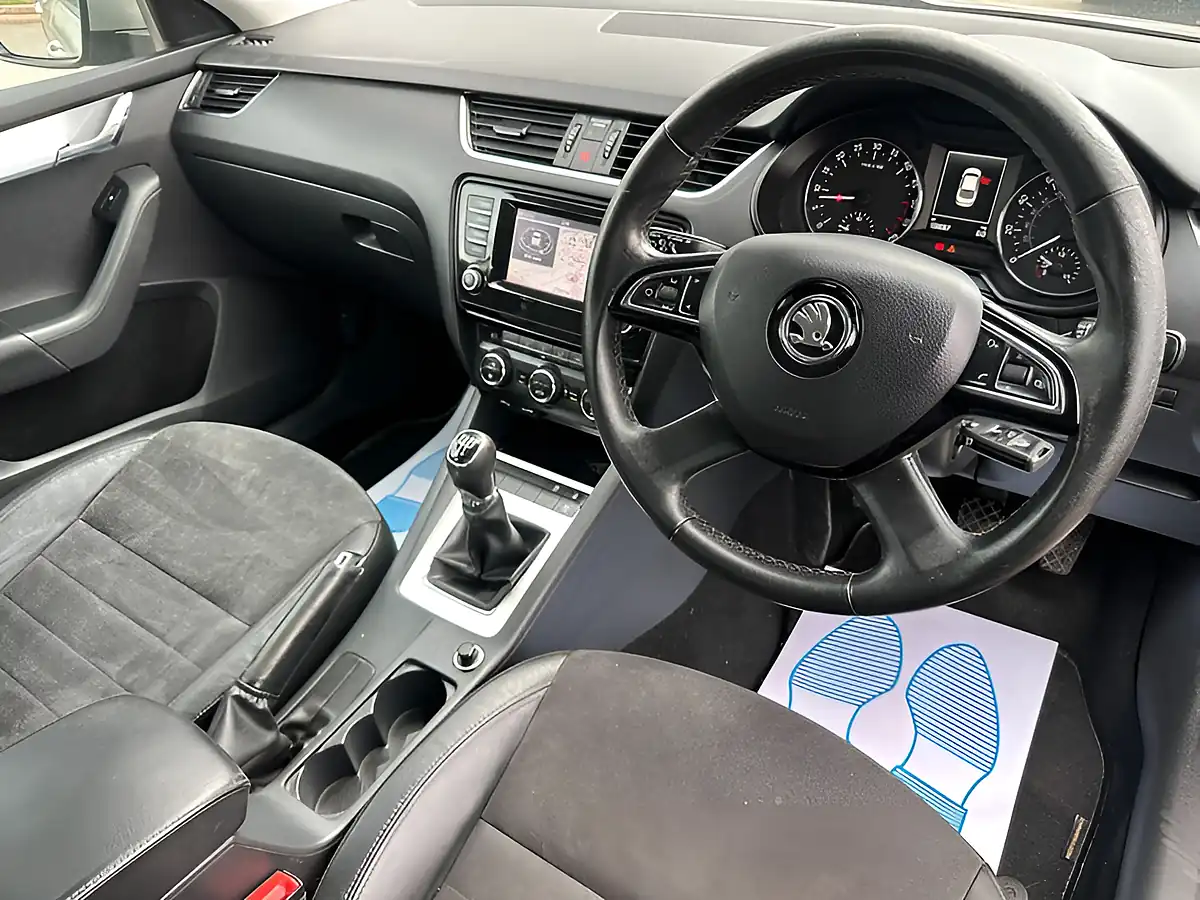 Used 2015 Skoda Octavia Elegance Beige - Interior and Exterior details 2