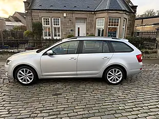 Used 2015 Skoda Octavia Elegance Brilliant Silver - Interior and Exterior details 2