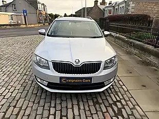 Used 2015 Skoda Octavia Elegance Brilliant Silver - Interior and Exterior details 6