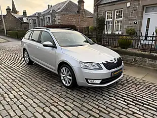 Used 2015 Skoda Octavia Elegance Brilliant Silver - Interior and Exterior details 7