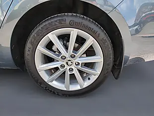 Used 2015 Skoda Octavia Elegance Grey - Interior and Exterior details 18