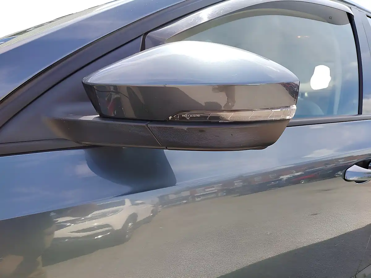 Used 2015 Skoda Octavia Elegance Grey - Interior and Exterior details 8
