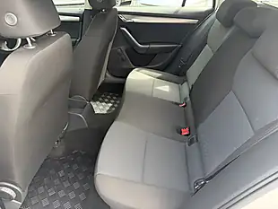 Used 2015 Skoda Octavia S White - Interior and Exterior details 16