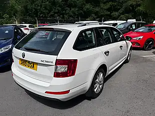 Used 2015 Skoda Octavia S White - Interior and Exterior details 7