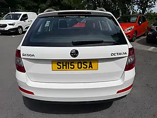 Used 2015 Skoda Octavia S White - Interior and Exterior details 8