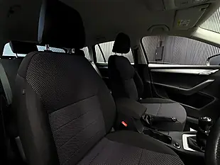 Used 2015 Skoda Octavia Se 4WD Black - Interior and Exterior details 14