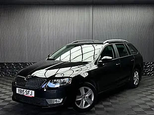 Used 2015 Skoda Octavia Se 4WD Black - Interior and Exterior details 3