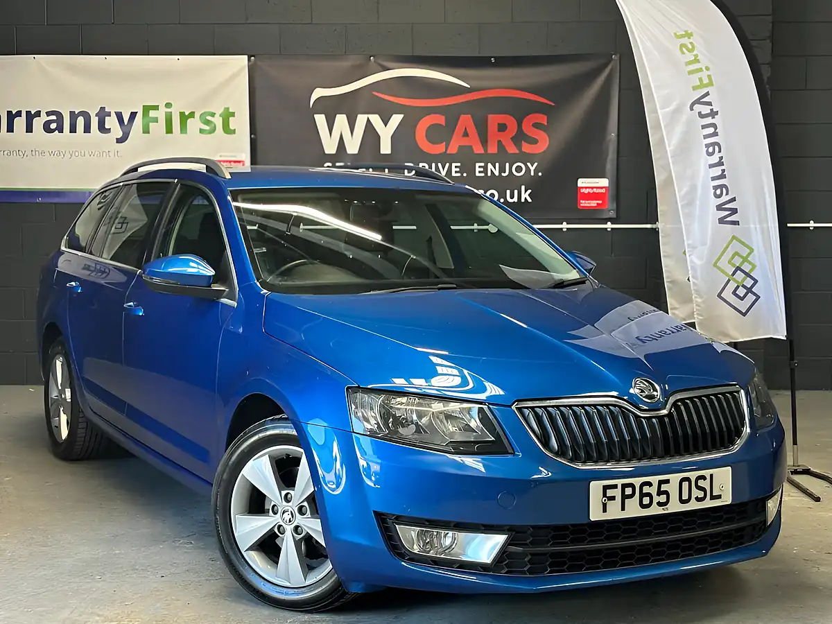 Used 2015 Skoda Octavia Se Business Greenline Iii Blue - Front View