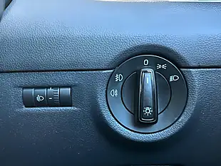 Used 2015 Skoda Octavia Se Business Greenline Iii Blue - Interior and Exterior details 16