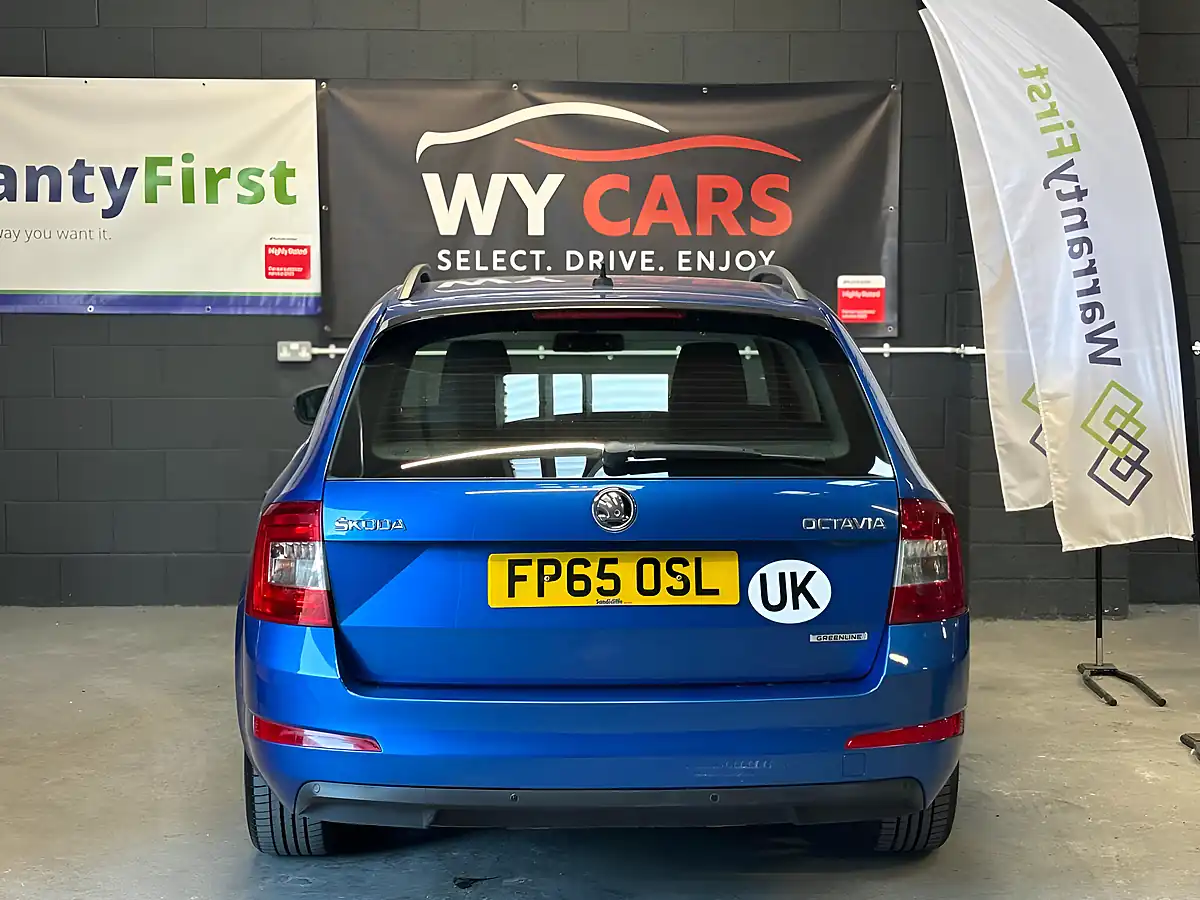 Used 2015 Skoda Octavia Se Business Greenline Iii Blue - Interior and Exterior details 6