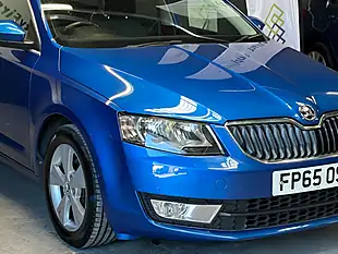 Used 2015 Skoda Octavia Se Business Greenline Iii Blue - Interior and Exterior details 8