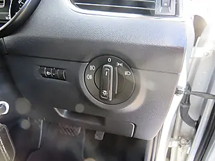 Used 2015 Skoda Octavia Se Silver - Interior and Exterior details 14