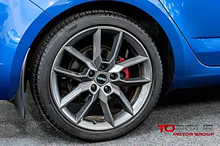 Used 2015 Skoda Octavia VRS Blue - Interior and Exterior details 8