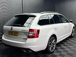 Used 2015 Skoda Octavia VRS White - Interior and Exterior details 11