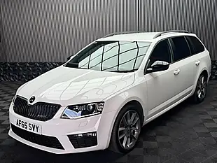Used 2015 Skoda Octavia VRS White - Interior and Exterior details 9